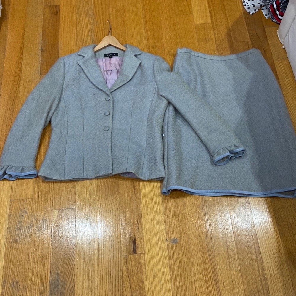 Classy women set with with belt